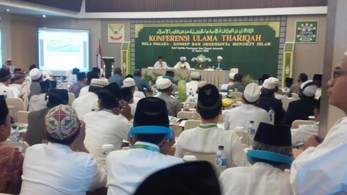 puluhan-ulama-internasional-berkumpul-pada-konferensi-ulama-thariqah_20160115_144239