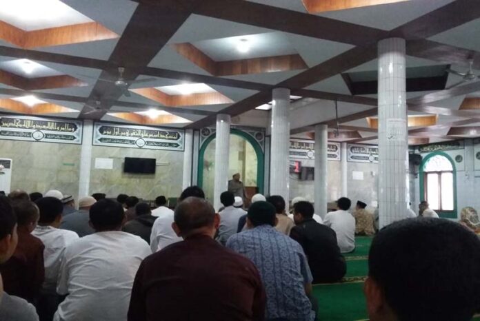 suasana-pengajian-guru-dan-karyawan-sekolah-bosowa-bina-insani-_160722095520-786