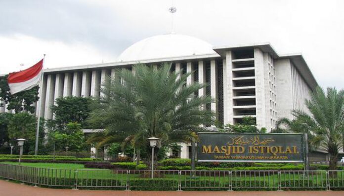 376Masjid-Istiqlal-M