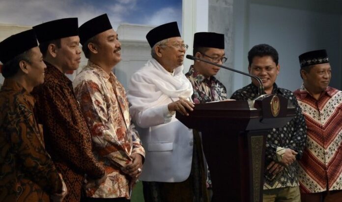 ketua-umum-majelis-ulama-indonesia-mui-kh-ma-ruf-amin-_170331171937-339