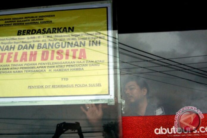 antarafoto-kantor-travel-abu-tour-disita-270318-abhe