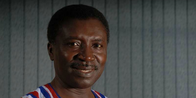 menteri-ini-anjurkan-azan-lewat-whatapp-180412t