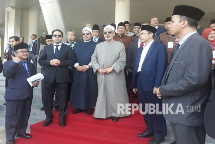 kunjungan-grand-syekh-al-azhar-ahmad-muhammad-ath-thayeb-_180502171039-452