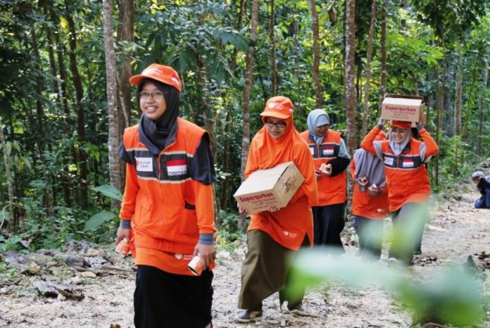 rumah-zakat-distribusikan-ratusan-paket-superqurban-_180509080850-200 (1)