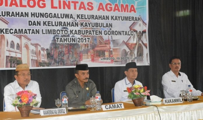 agama dan kearifan lokal