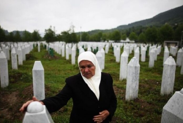 makam-korban-perang-bosnia-