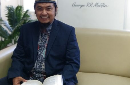 SEPUTAR KEUNTUNGAN DALAM RIBA DAYN DAN PENGGABUNGAN AKAD