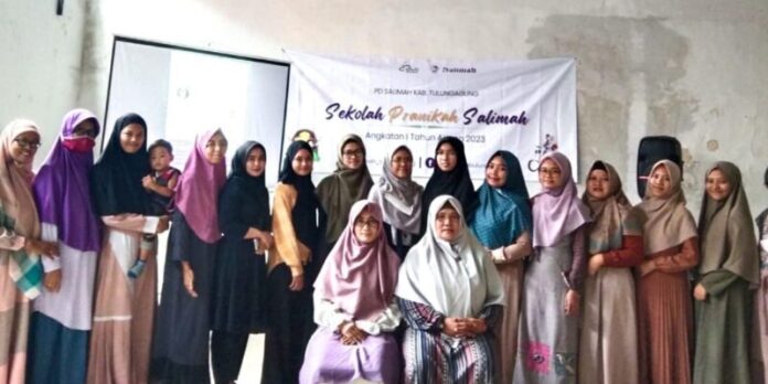 taaruf-dan-pacaran-dua-hal-yang-berbeda taaruf-dan-pacaran-dua-hal-yang-berbeda