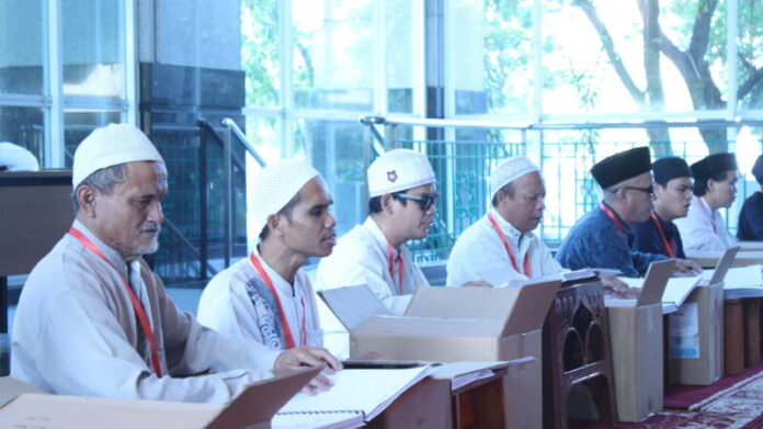 Tunanetra Khatamkan Al-Quran Braille Selama 3 Hari Di JIC