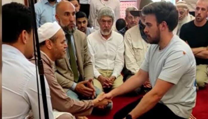 tiap-pekan-warga-spanyol-ikrar-syahadat-di-masjid-granada