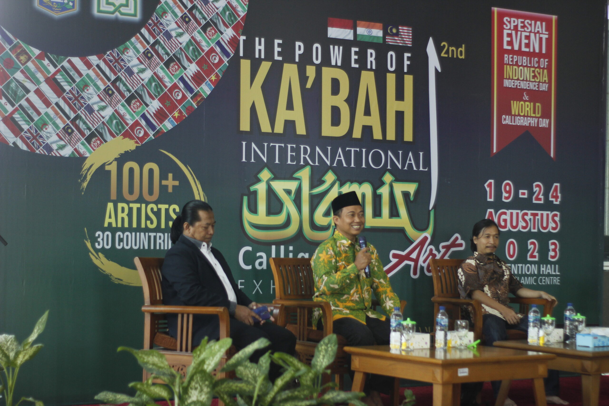 WORKSHOP KALIGRAFI JIC, DR EDI: KEINDAHAN SEMAKIN DEKAT KEPADA ALLAH