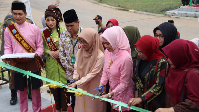 dukung-umkm-eny-yaqut-buka-pameran-stqh-ke-27