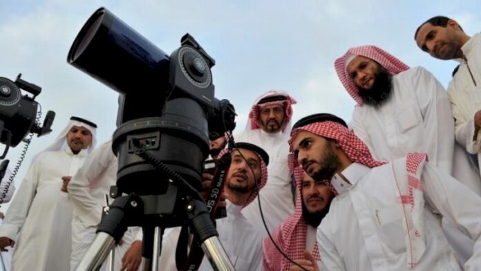 arab-saudi-gelar-pemantauan-hilal-pada-10-maret