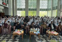 JAKARTA ISLAMIC CENTRE GELAR SANTUNAN, MERANGKAI SENYUM ANAK YATIM DAN DHUAFA