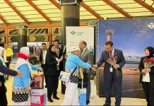 444 JEMAAH HAJI KLOTER PERDANA KOTA BEKASI TIBA DI TANAH AIR