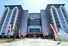MENAG BERHENTIKAN PROF MUZAKKI SEBAGAI REKTOR UIN SUNAN AMPEL SURABAYA