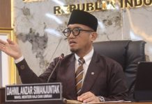 KEMENHAJ DORONG JEMAAH UMRAH GUNAKAN MASKAPAI NASIONAL