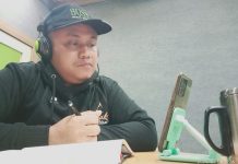 PENULIS ADE SUHANDI DORONG GURU UBAH PENGALAMAN MENGAJAR MENJADI BUKU