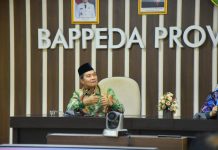 KH MASYHURIL KHAMIS MINTA WAJIB HALAL TAHAP KEDUA TAK DITUNDA
