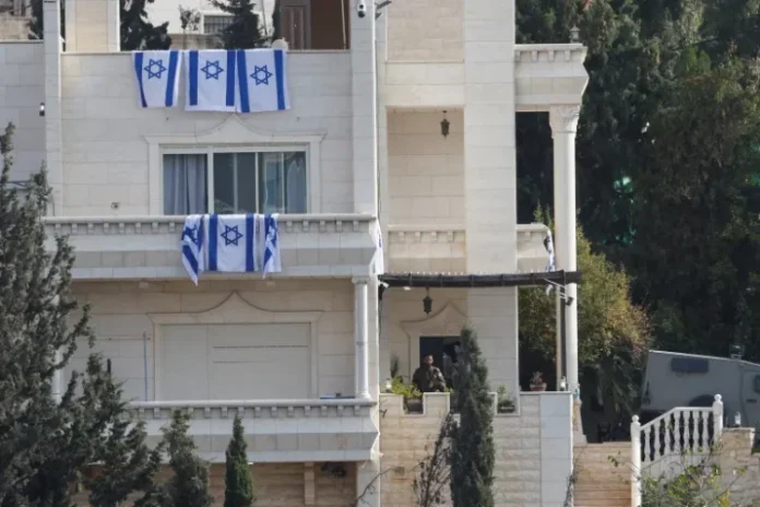 rumah-hebron-militer-e1793049369556